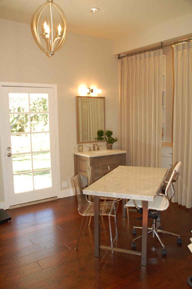What Does a Kitchen and Bath Designer Do? 2