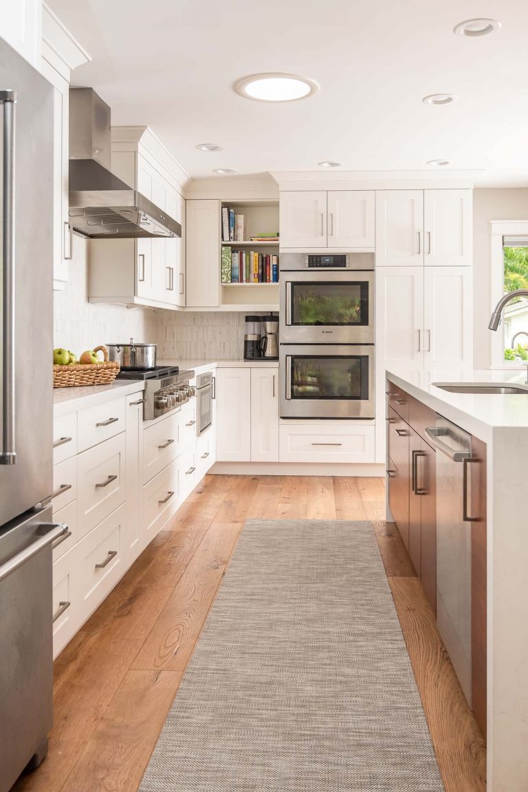 What Does a Kitchen and Bath Designer Do? 1